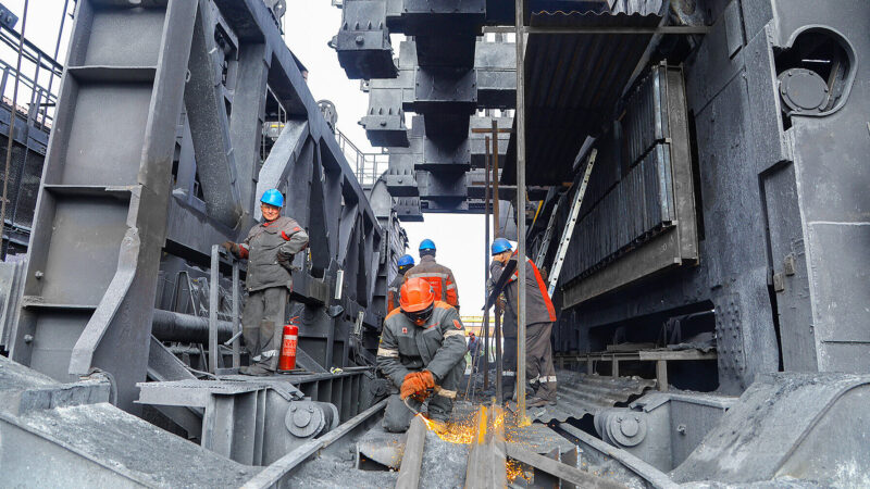 “Запоріжсталь” призупинив роботу через масований обстріл енергетики