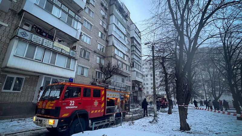 Після обстрілу РФ половина житлового фонду Києва без опалення – Yasno