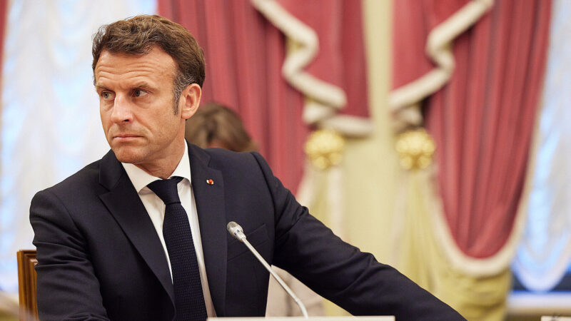 Макрон заявив, що США під керівництвом Трампа “відвертаються” від союзників