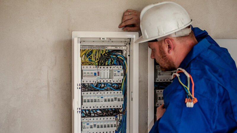 У Yasno розповіли про ситуацію з енергопостачанням на правому березі Києва