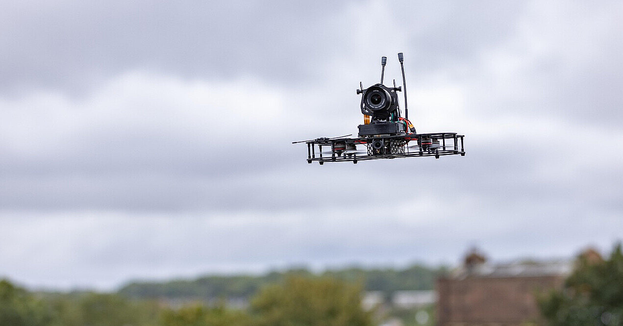 У Китаї випробували дрон-снайпер: показав 100% точність влучання