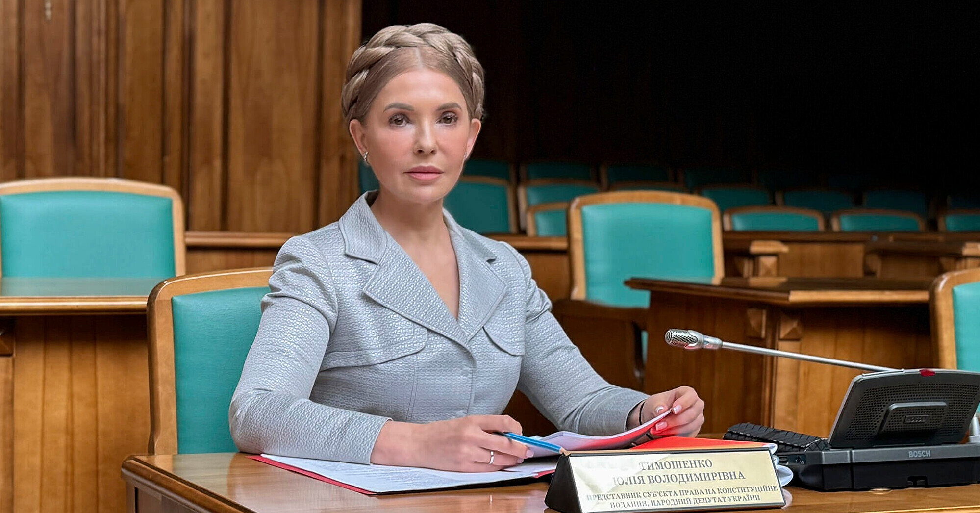 Тимошенко про обшуки: Перевернули весь офіс, були без рішення суду