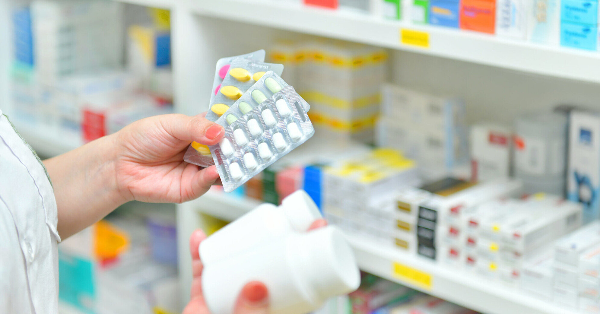 Аптеки в Києві працюватимуть цілодобово у разі блекаутів: список адрес