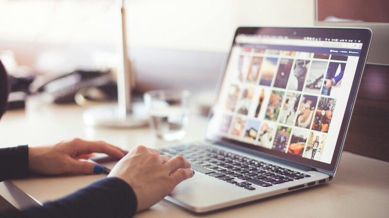 У проєкті Трудового кодексу закріплюються довші відпустки та дистанційна робота