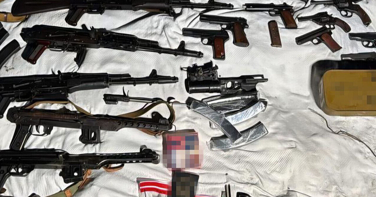 Розкрито угруповання, яке хотіло продати одну з найбільших партій “трофейної” зброї