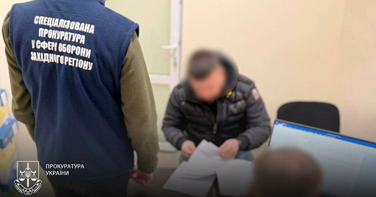 Фортифікації на другій лінії оборони: офіцера НГУ підозрюють у незаконних виплатах