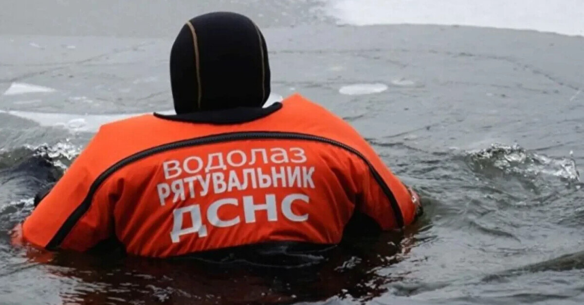 Рятувальники провели унікальну підводну спецоперацію, щоб повернути тепло киянам