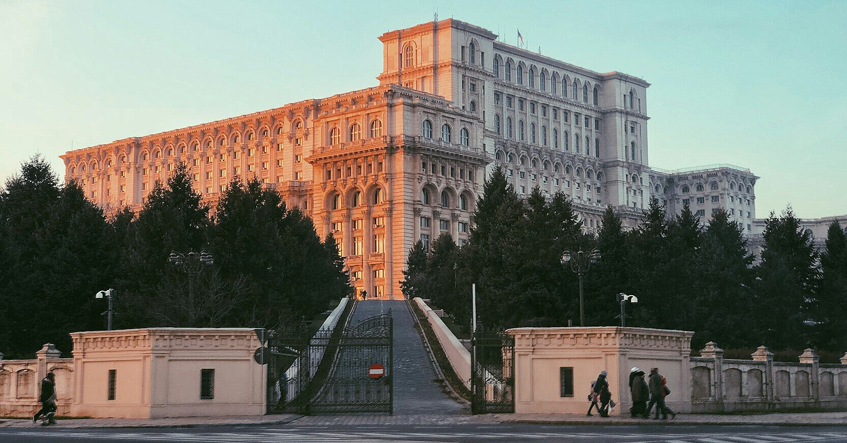 Понад 50% румунів підтримують об’єднання з Молдовою – опитування