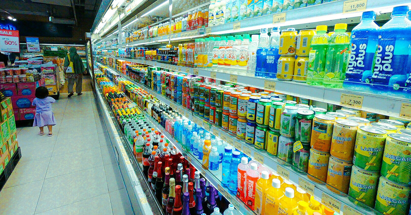 У Мінекономіки відреагували на закриття супермаркетів через відключення світла