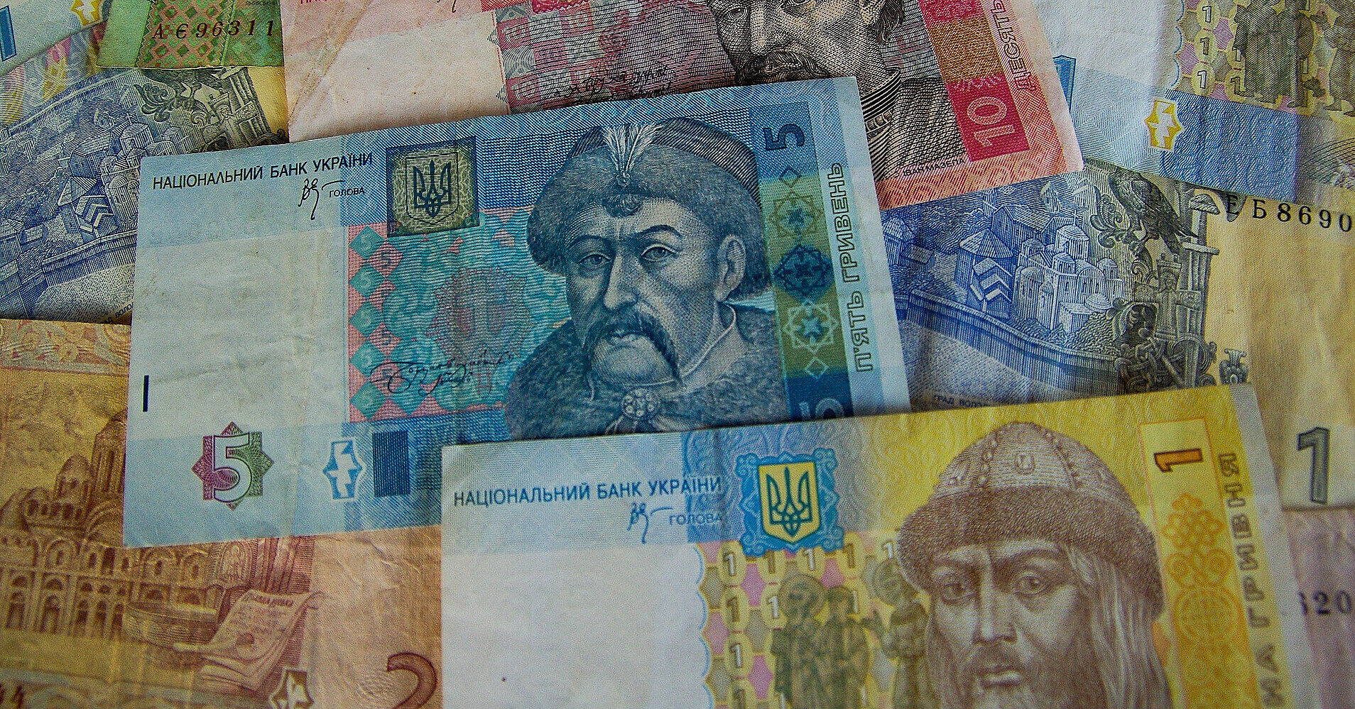 Банкноти до 10 гривень не прийматимуть вже з березня – замінюють монетами