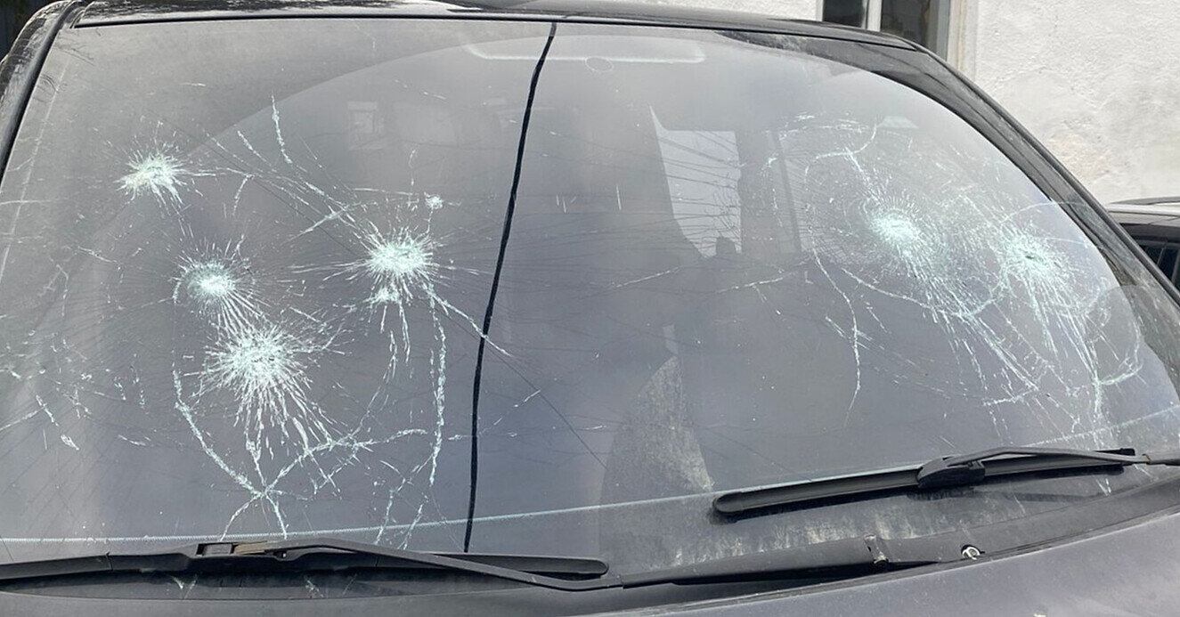 У Львові жінка вистрілила у мікроавтобус ТЦК: поліція оголосила підозру