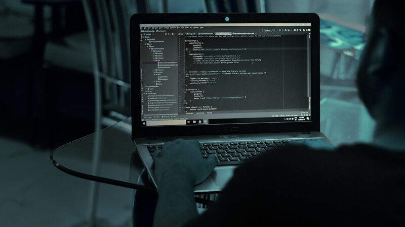 Страх перед ШІ обвалив акції технокомпаній на глобальних ринках – WSJ