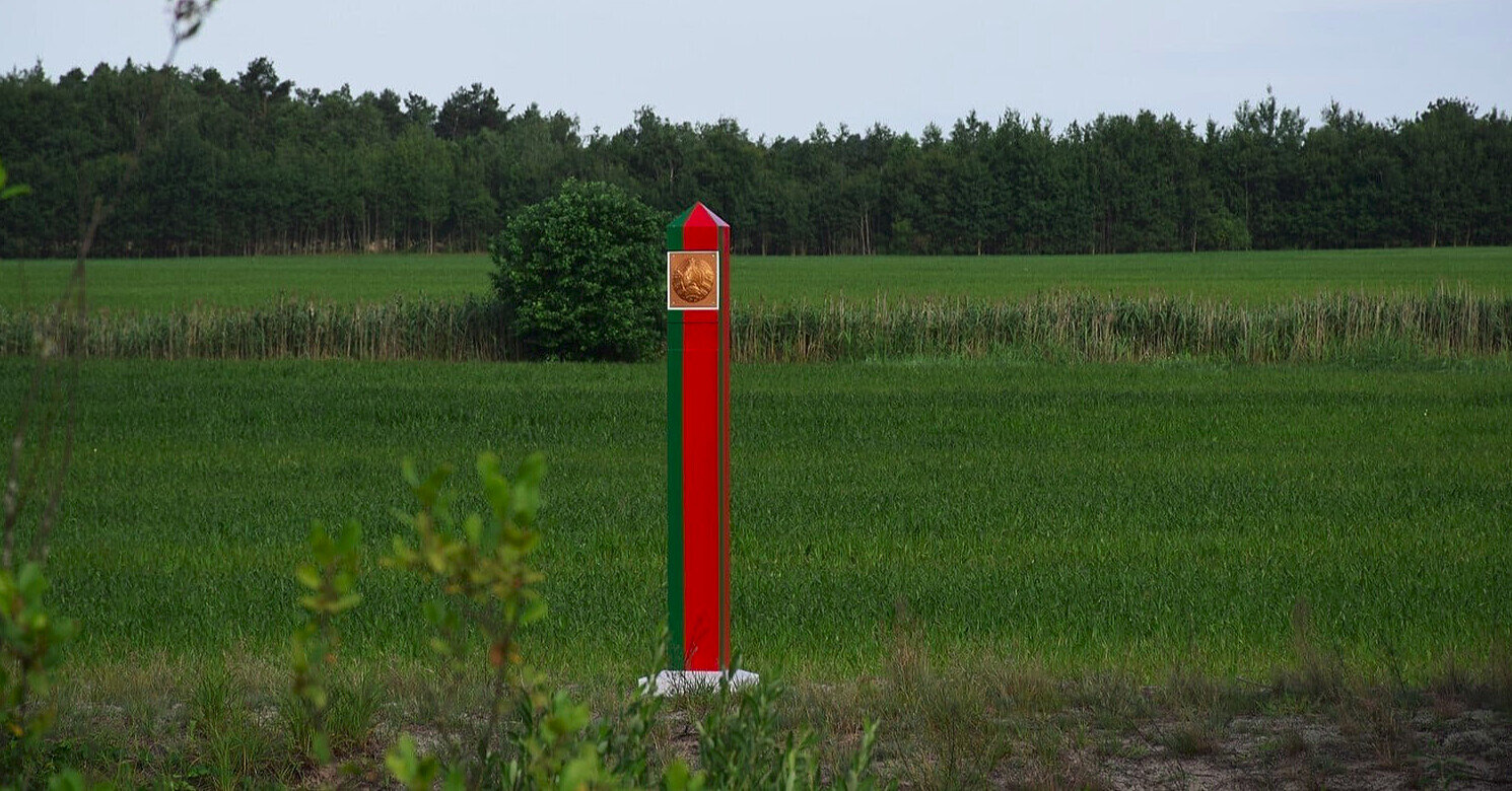 ЗМІ: Польща знайшла таємні підземні тунелі на кордоні з Білоруссю