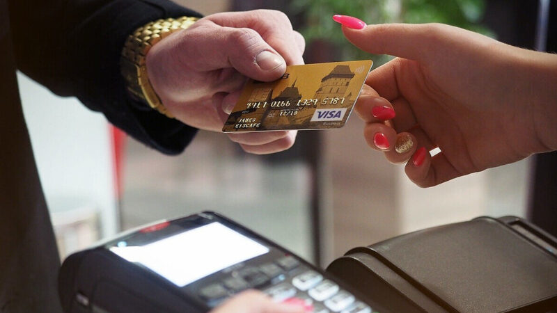 Замість паперових чеків – у смартфоні: стартував пілотний проєкт