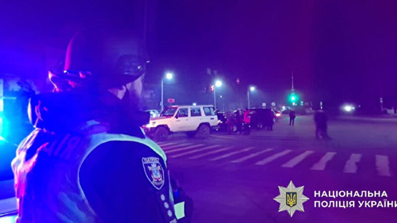 У Миколаєві стався вибух на території АЗС: поранено поліцейських