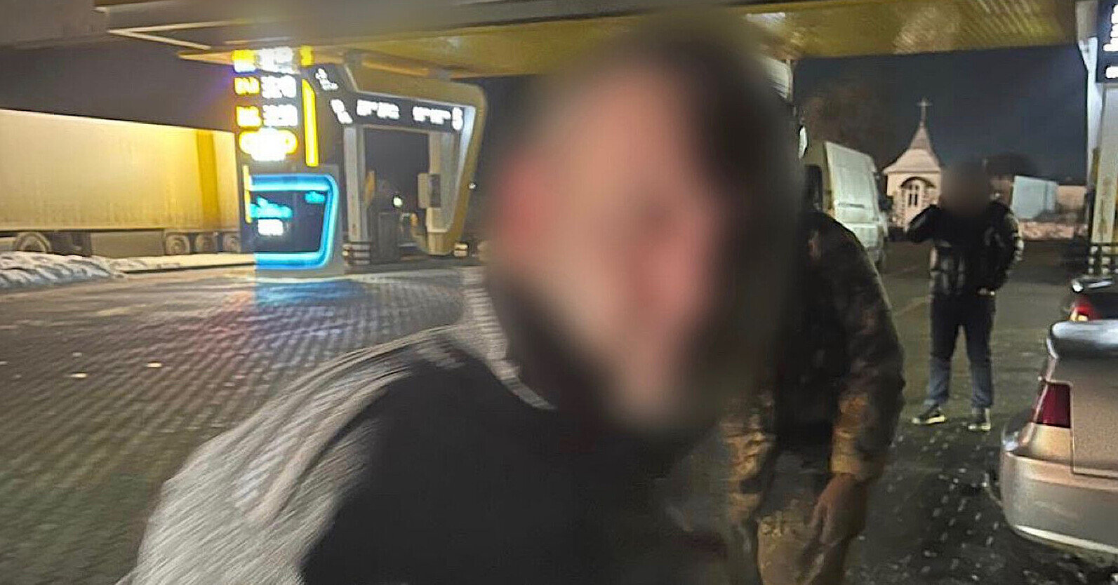 Кинув гранату в поліцейських: на Буковині затримали нападника