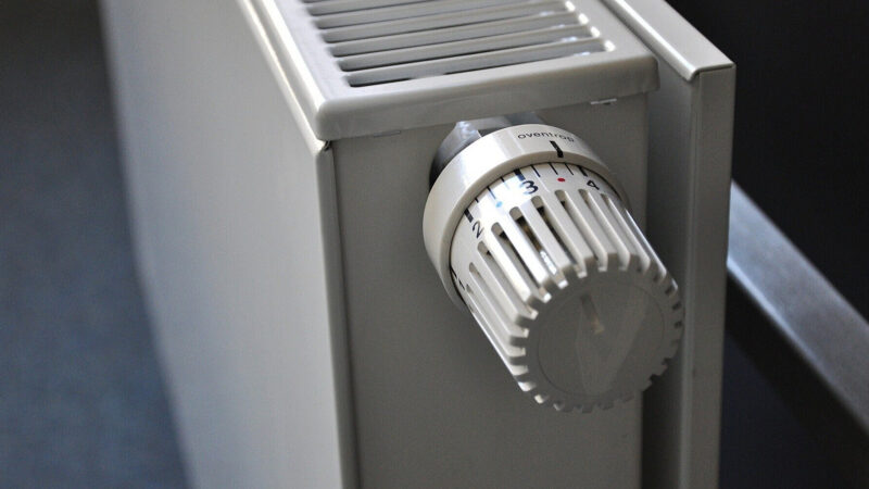 В “Київтеплоенерго” заявили, що відновлення опалення під загрозою через обшуки