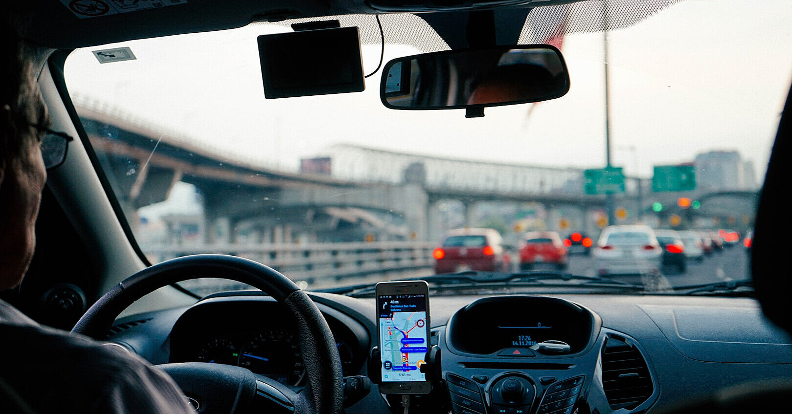 Uklon працюватиме в комендантську годину ще у семи містах – перелік