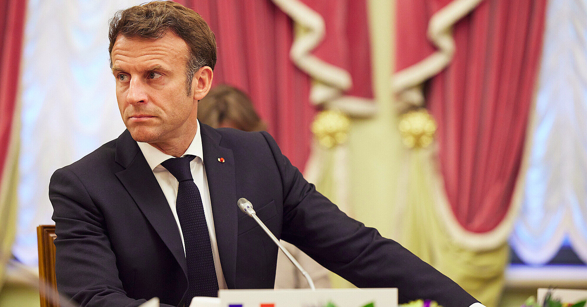 Макрон відреагував на рішення Трампа щодо 10-відсоткових глобальних мит