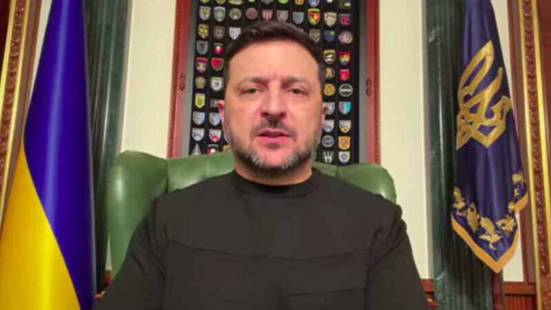 Зеленський пригрозив висновками керівникам громад і областей