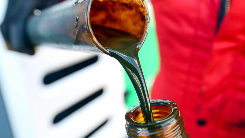 Угорщина веде переговори з Хорватією про постачання російської нафти