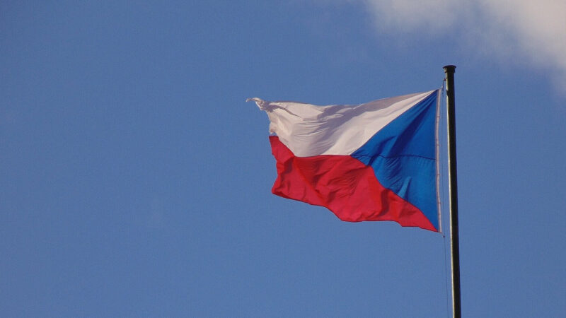 У Чехії спікер парламенту хоче заблокувати спрощення довгострокового проживання для українців