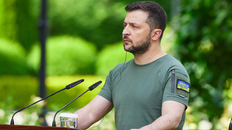 Зеленський звільнив послів на Кубі, у Сенегалі та в низці країн Африки