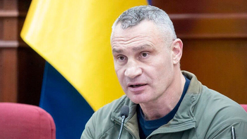 Кличко пояснив, чому в Києві ремонтують дороги, а не збільшують витрати на енергетику