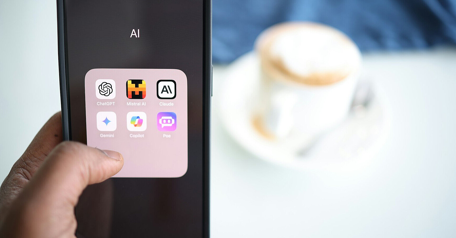 Активне використання штучного інтелекту на роботі призводить до вигорання – дослідження