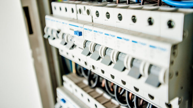 Держенергонагляд виявив порушення дотримання графіків відключень в одній з областей