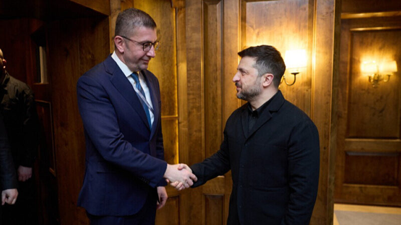 Премьер Северной Македонии обсудил с Зеленским возможности для оборонного сотрудничества