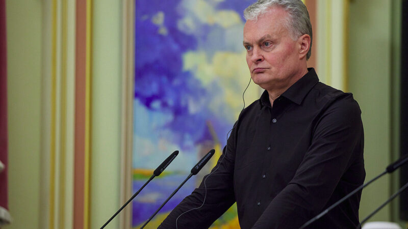Президент Литви заявив, що його не запросили на засідання Ради миру
