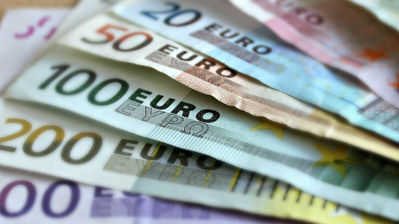 Чи може Україна перейти на євро до вступу в ЄС – пояснення Нацбанку