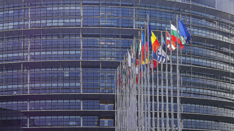 ЄС може заборонити морські послуги для російських танкерів без підтримки G7