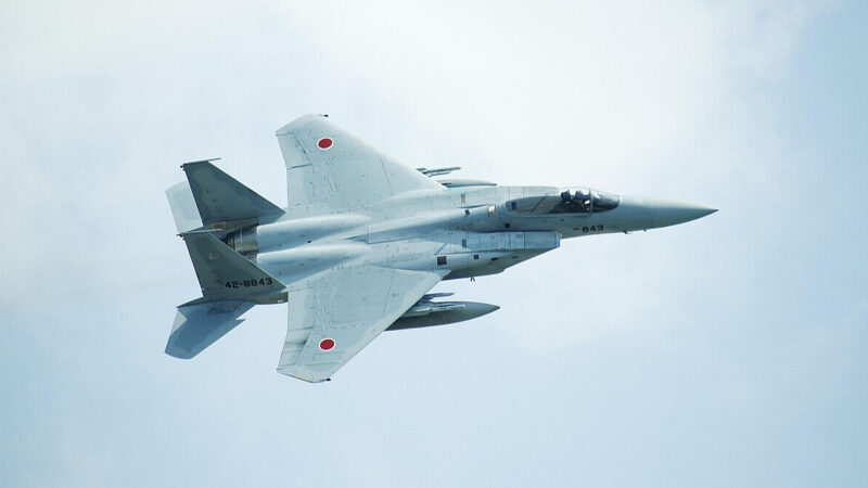 Пакистан оголосив “відкриту війну” Талібану: винищувачі бомбардують Кабул