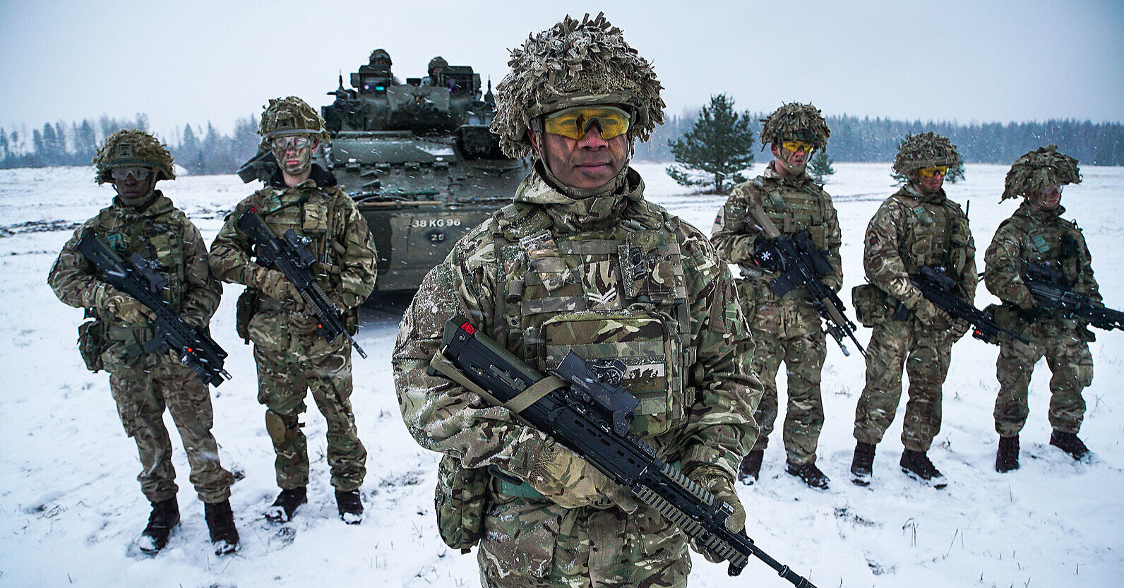 Британські та французькі десантники готуються до перекидання в Україну – ЗМІ