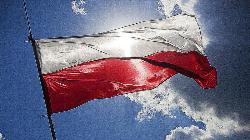 Польща заявила про вторгнення невстановлених об’єктів у свій повітряний простір