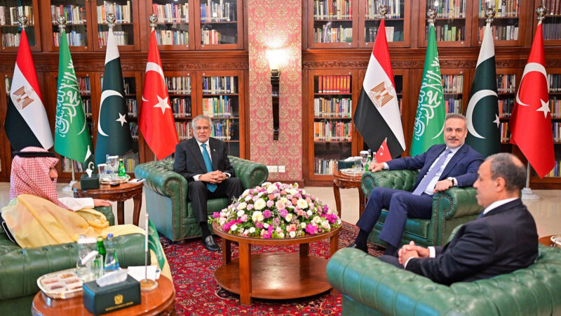 Пакистан заявив про готовність прийняти переговори США та Ірану “найближчими днями”