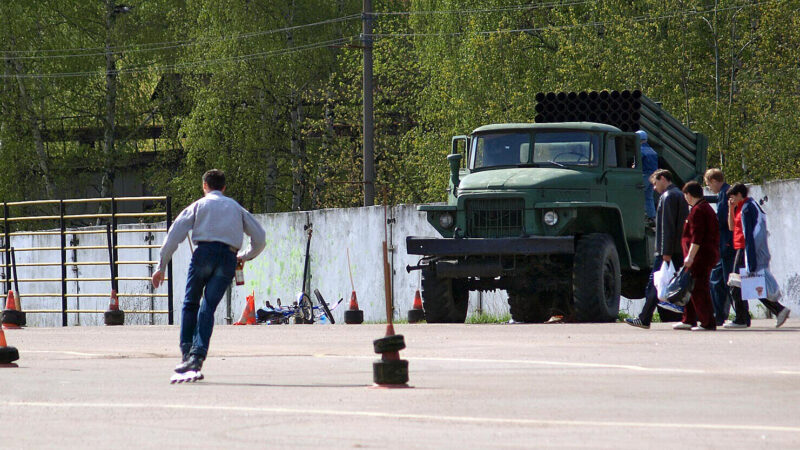 “Газпром” і “Роснефть” профінансували “перевиховання” понад 2000 дітей з України – звіт