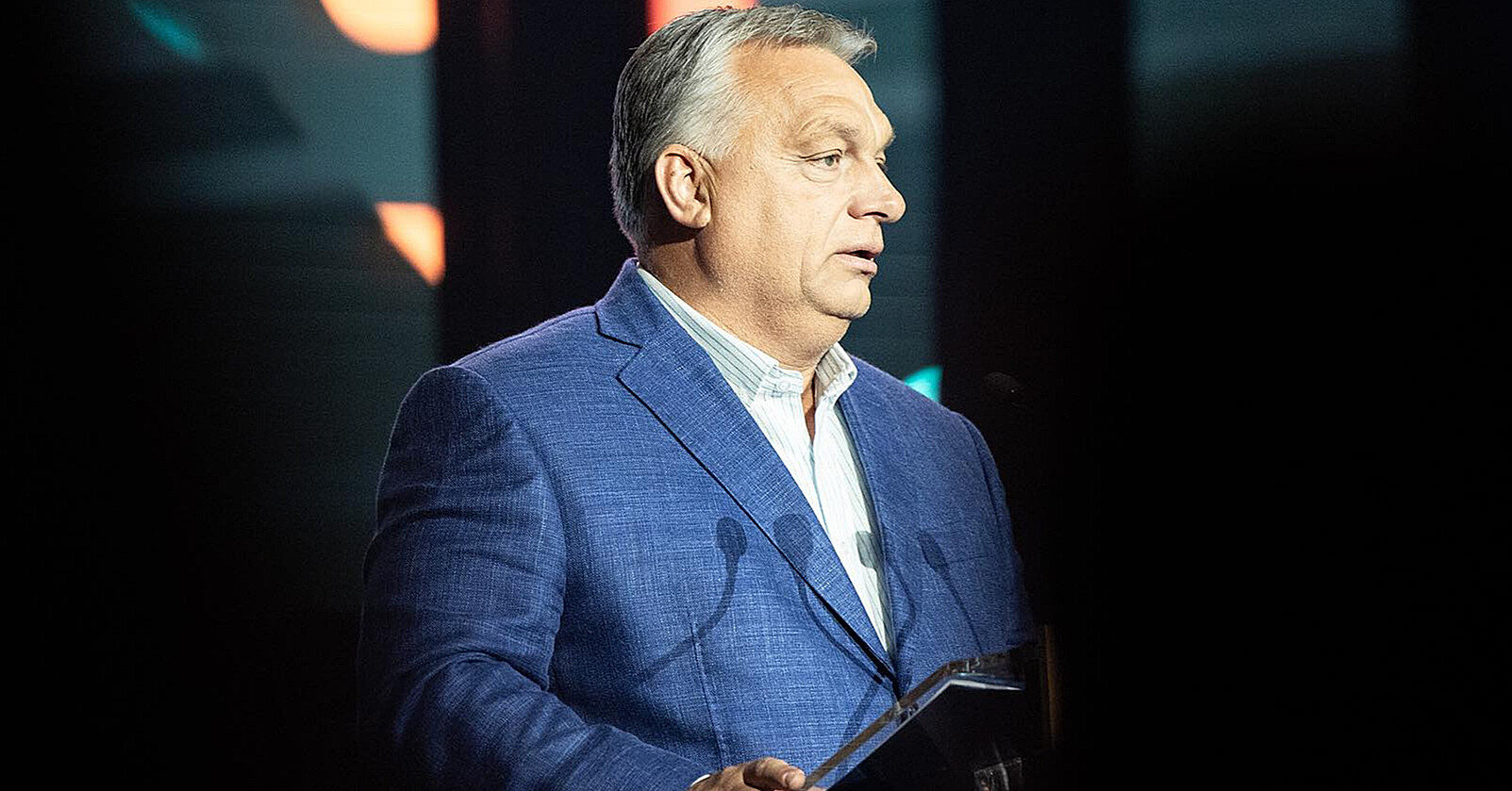 Орбан назвав європейців божевільними: Їм не вижити без нафти РФ