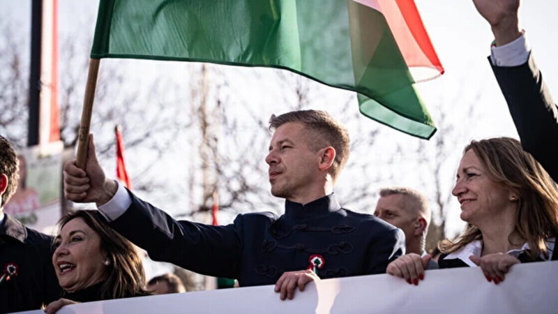 Мадяр пообіцяв усунути від влади союзників Орбана у разі перемоги на виборах