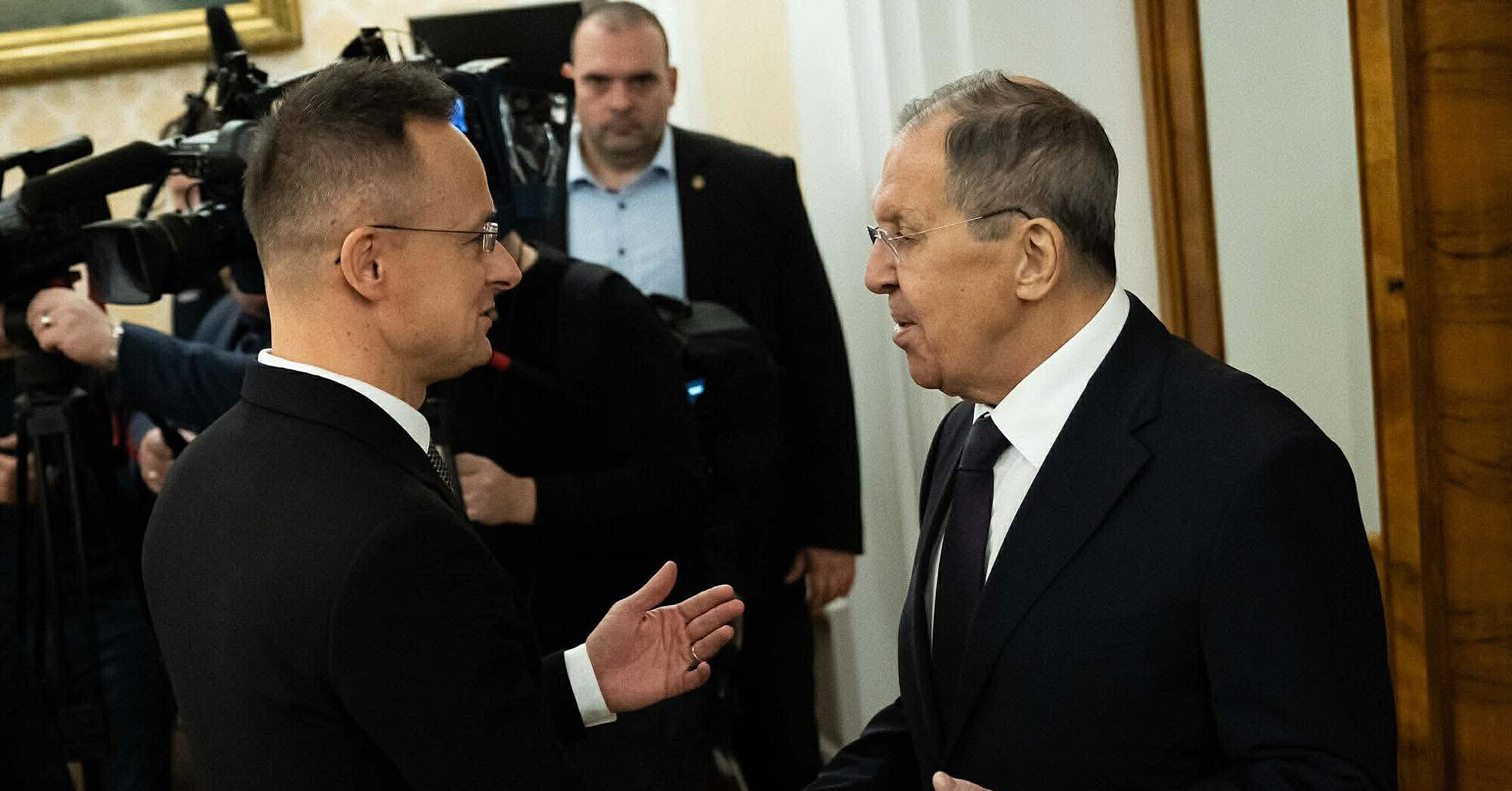 Сійярто просив Лаврова допомогти партії Фіцо перемогти на виборах у Словаччині – ЗМІ