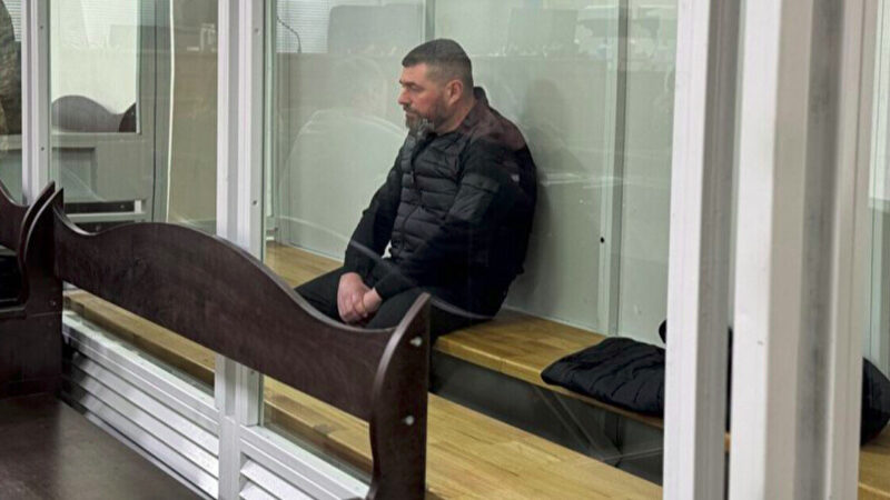 Зеленський звільнив начальника управління СБУ, якого підозрюють у корупції на укриттях для літаків