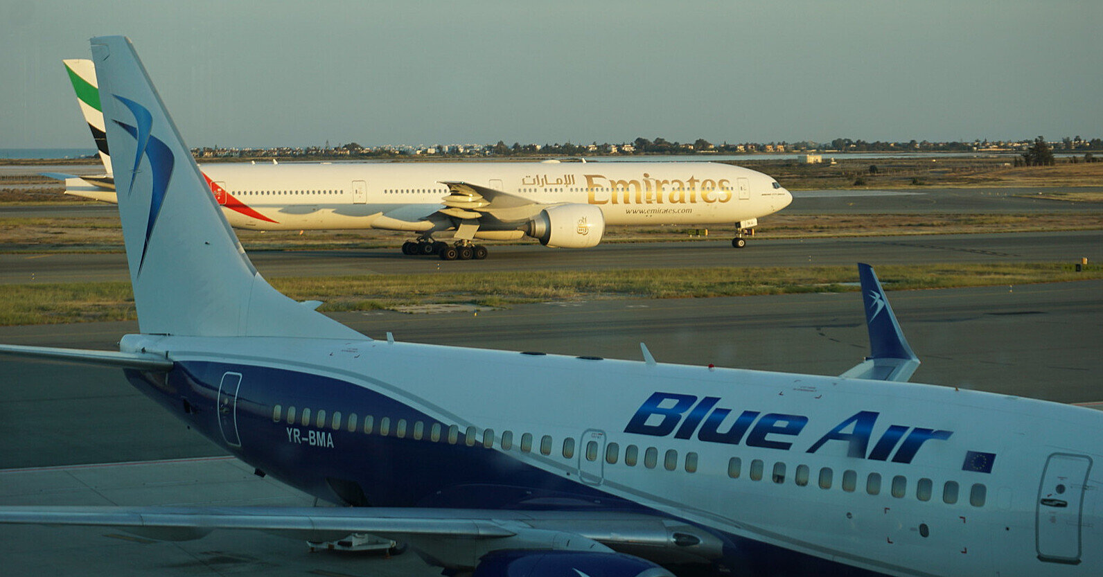 На Кіпрі евакуювали аеропорт через загрозу безпілотника