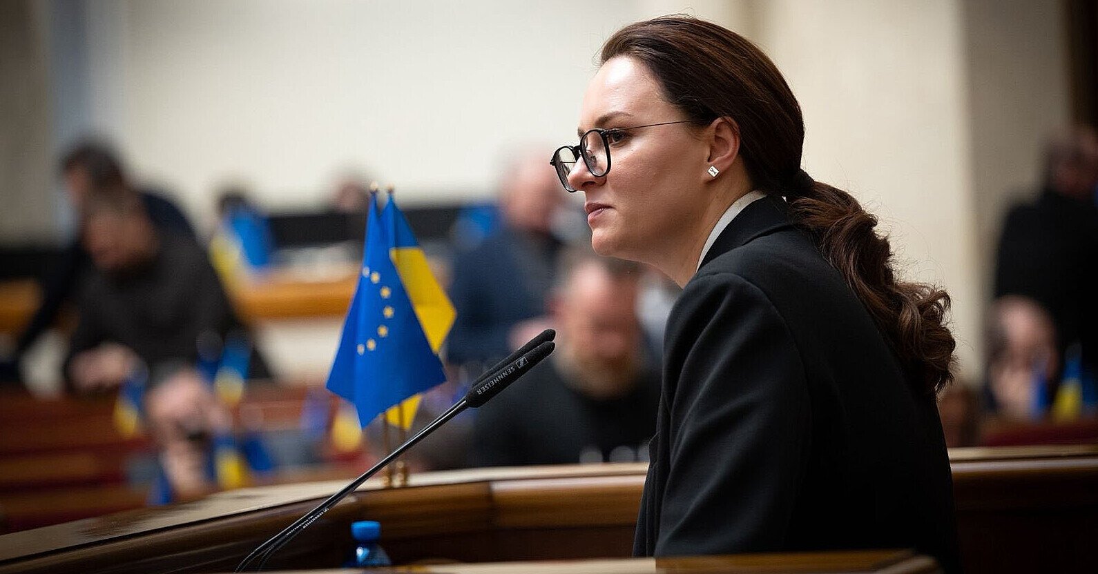 Між Кабміном і Радою немає взаєморозуміння, депутати скаржаться, що з ними не радяться – ЗМІ