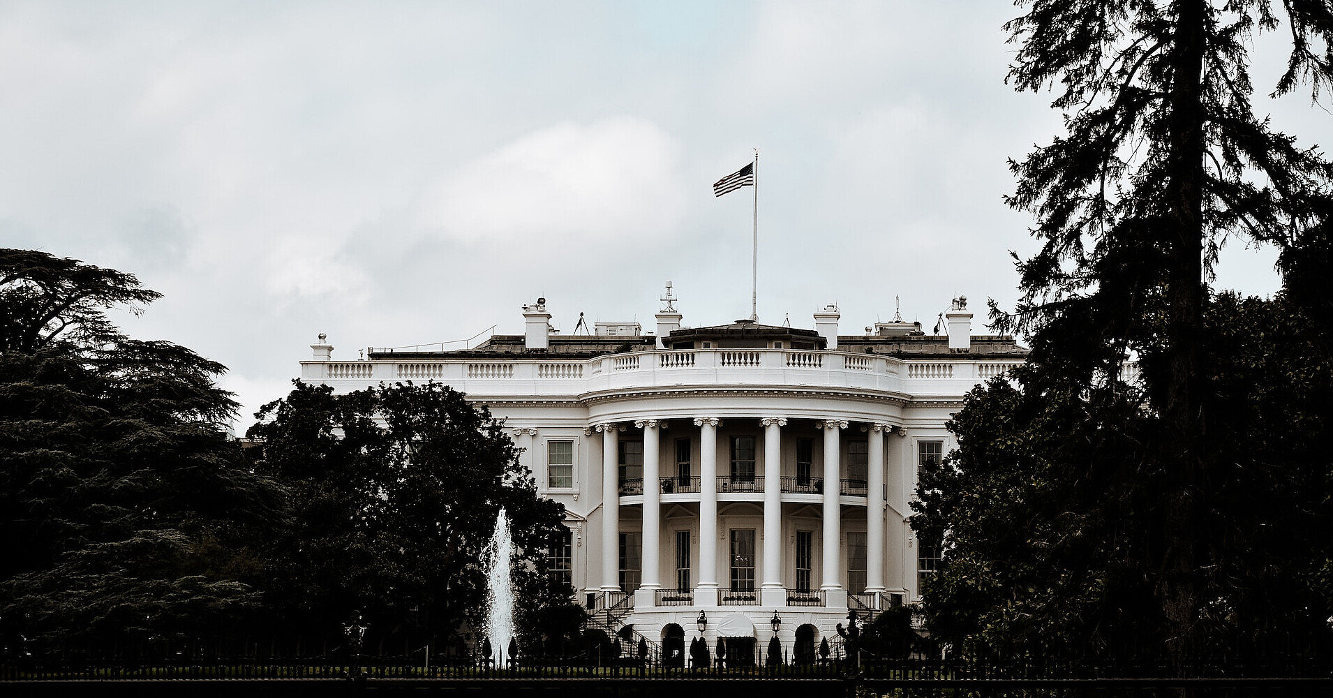 CNN: Білий дім в паніці через зростання цін на нафту