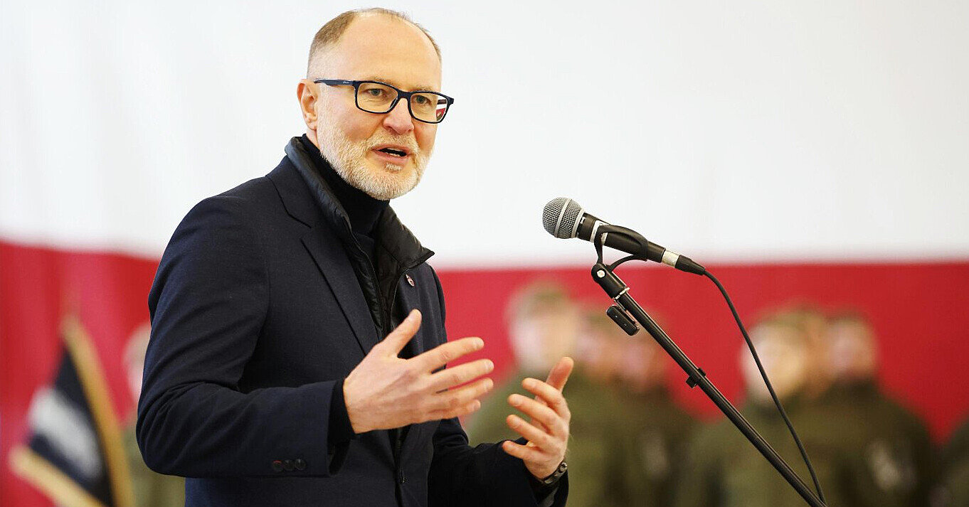 Міністр оборони Латвії перервав візит в Україну через заліт безпілотника з РФ