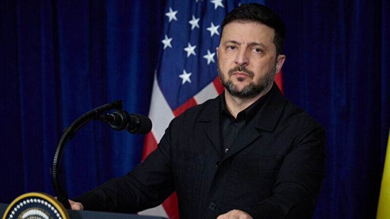 Зеленський обговорив з еміром Катару ситуацію на Близькому Сході