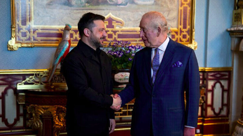 Зеленський під час візиту до Британії зустрівся з королем Чарльзом III