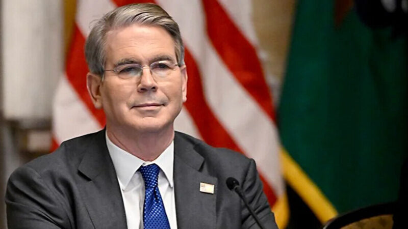 Міністр фінансів США допустив можливість зняття санкцій з іранської нафти